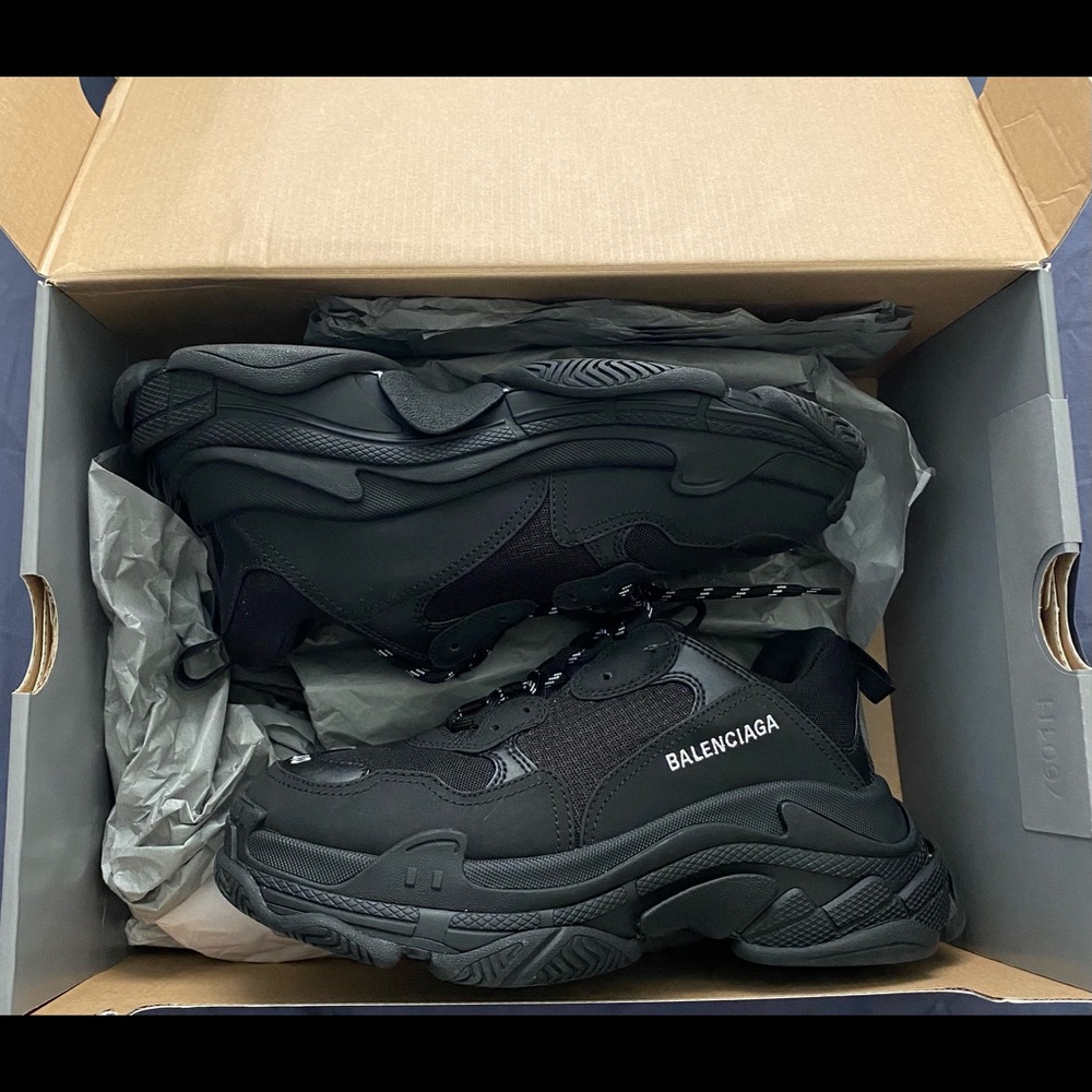 Balenciaga Triple S